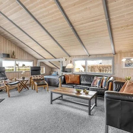 Dom wakacyjny Halla - 250m From The Sea By Interhome *