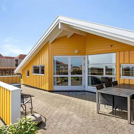 Feriehus Halla - 250m From The Sea By Interhome *