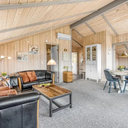 Сasa de vacaciones Halla - 250m From The Sea By Interhome *