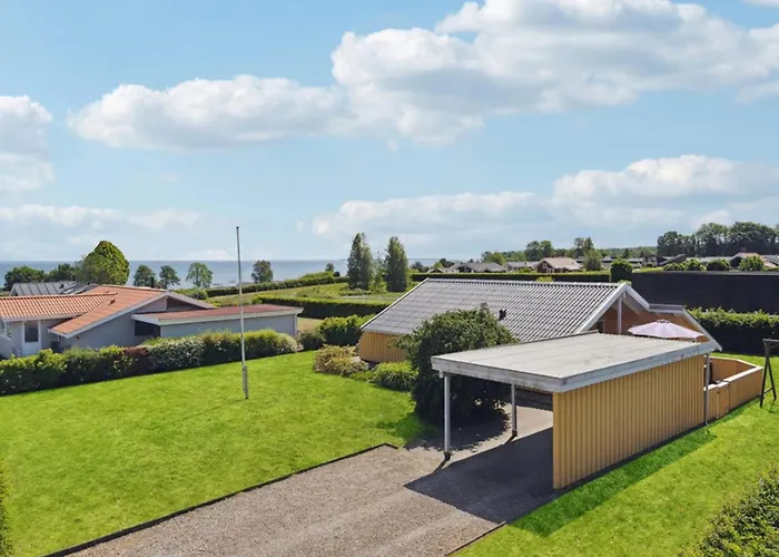 Halla - 250m From The Sea By Interhome Ferienhaus