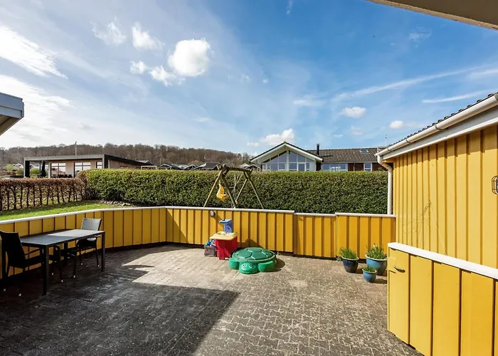 Halla - 250m From The Sea By Interhome * Sjolund